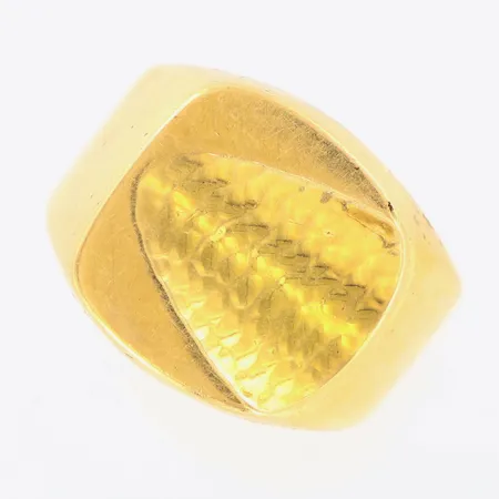 Klackring stl:19 bredd 4-15mm, 18K. Vikt: 7,8 g