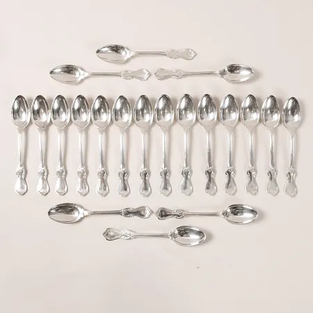 20 Skedar modell Olga längd 12cm, GAB, silver 830/1000 Vikt: 317,1 g