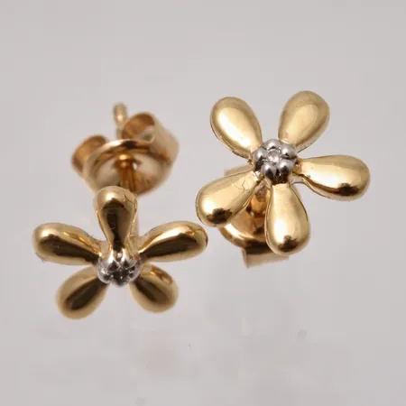  Örhängen Ø7,7mm, diamanter, Guldfynd, 18K, 1g.