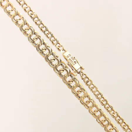 Collier doserad Bismarck längd 43,5cm bredd 3,7-7,2mm vriden länk 18K Vikt: 11,8 g