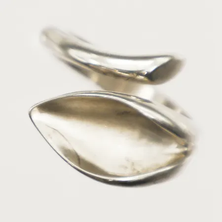 Ring öppen modell stl:18½, bredd 4,3-17,3mm silver 925/1000 Vikt: 8,7 g