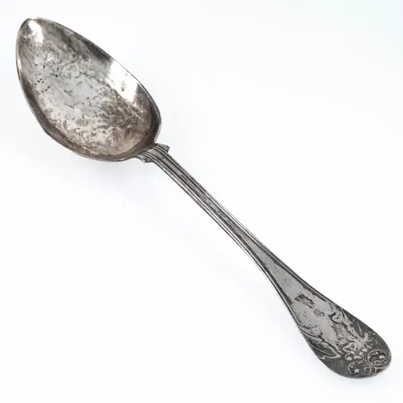 Antik matsked av modellen Gammalfransk. Stämplad A6 (1879), P.A.Nordin (Per August Nordin, Hudiksvall), kattfot. Silver 830/1000 29,6g.