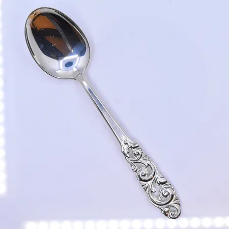 22 skedar modell Telemark längd 11,5-18,5 cm, silver 830/1000. Vikt: 581,4 g