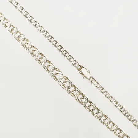 Collier doserad Bismarck 44,5cm bredd 5,2-9,9mm något glappt kistlås 925/1000 silver Vikt: 20,6 g