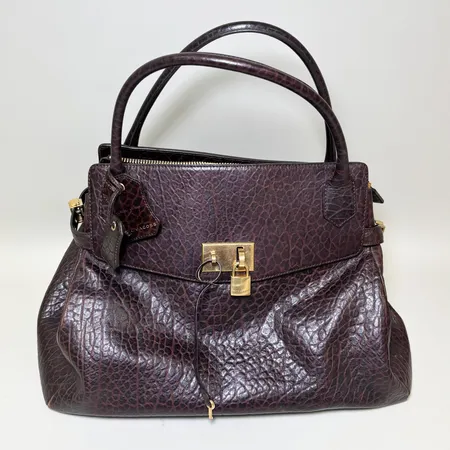 Väska Marc Jacobs mått 40x30x27cm, lås och nyckel, brun. Skickas med paket.