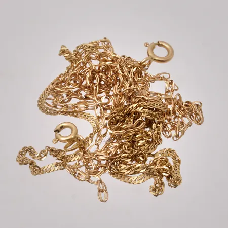 Diverse defekt guld, 18K, 7,02g.