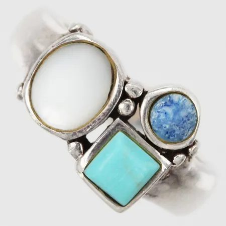 Ring med pärlemo & turkos sten stl: 17¼, bredd ca 3-12mm, 925/1000 silver Vikt: 5,6 g