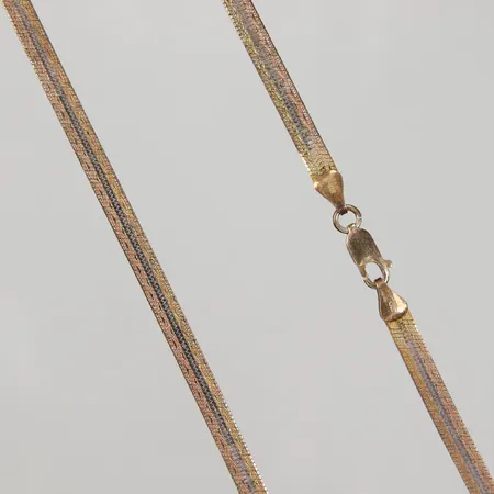 Collier halvstelt 44,5cm, bredd 5,2mm, trefärgat förgyllt 925/1000 silver Vikt: 12,7 g