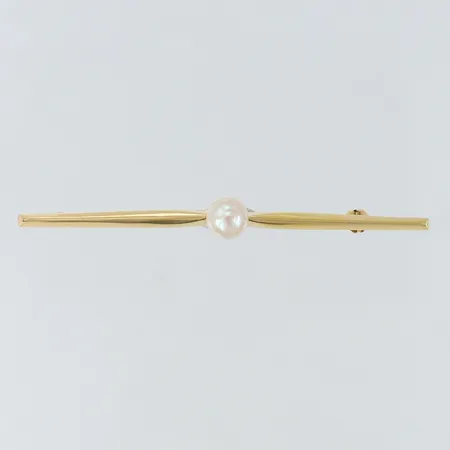 Brosch med odlad sötvattenpärla Ø6mm längd 60mm bredd 2,5mm nål bucklig 18K Vikt: 2,6 g