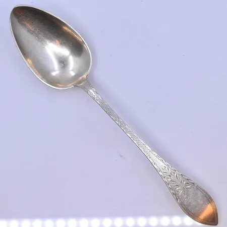 3 skedar längd 19-21,5 cm, silver 830/1000. Vikt: 105,2 g