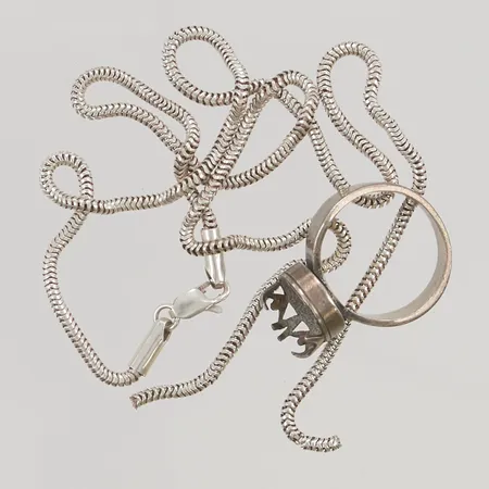 Diverse silversmycken defekt 830/1000 Silver 11,3g.