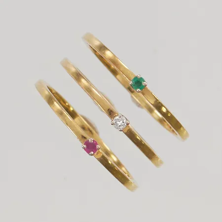 3 Ringar med diamant ca 0,01ct, smaragd samt rosa safir, stl:17 18K 4,3g.
