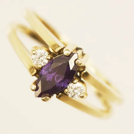 Ring vändbar med färgade stenar ca stl:17 bredd 2,6mm Arpas 14K Vikt: 3,8 g