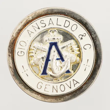Pollett med emaljdetaljer "GIO. ANSALDO & C. GENOVA" Ø60mm, silver ostämplad Vikt: 294 g