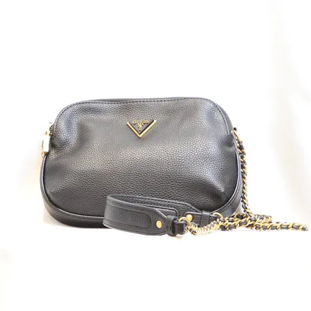 Axelremsväska Guess 24,5x17cm med axelrem, svart, gott skick med dustbag