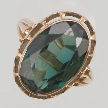 Ring stl:18 bredd 21mm syntetisk spinell 18K 5,7g.