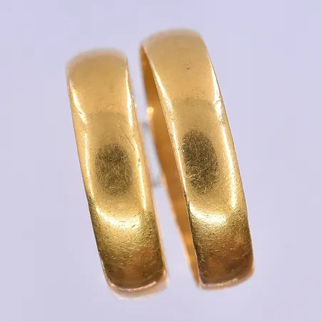 Ringar, 23K. Vikt: 11 g