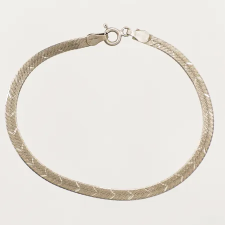 Armband halvstel längd 18cm, bredd 3,8mm Italy Silver 925/1000 Vikt: 3,1 g
