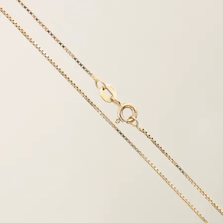 Kedja Venezia längd 43,5cm bredd 0,9mm 18K  Vikt: 2,4 g