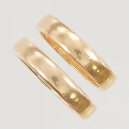 2 Ringar gravyr 18K 9,3g.