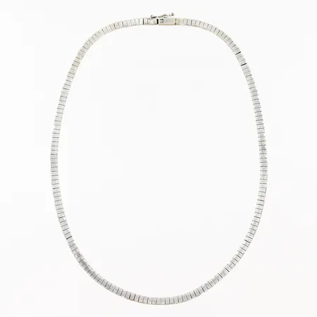 Collier längd 41cm bredd 3,5mm, smärre slitage/skevheter, silver 925/1000. Vikt: 17,2 g