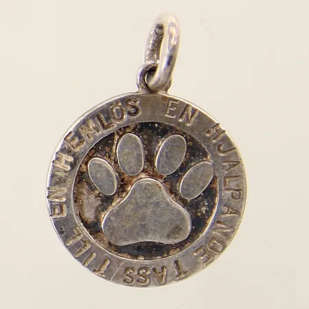 Hänge hund tass med text 27x20mm silver 925/1000 Vikt: 4,1 g