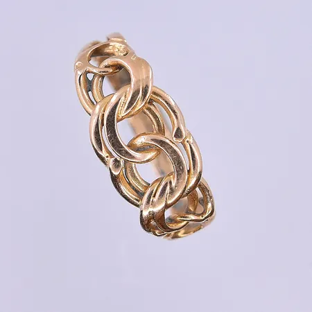 Ring Bismarck stl:16, bredd 2-8 mm 18K. Vikt: 2,3 g