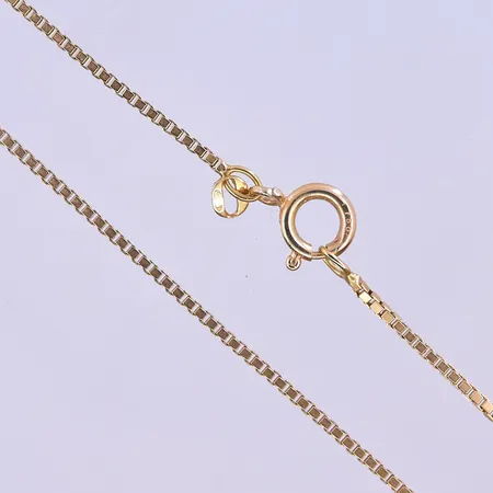 Kedja Venezia längd 51,5 cm, bredd 1 mm 18K. Vikt: 8,2 g