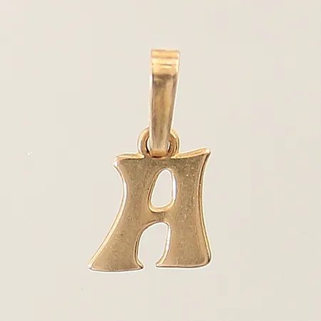 Hänge bokstav "A" 12x6,9mm 18K  Vikt: 0,3 g