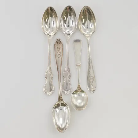 5 Udda skedar 830/1000 Silver 71,4g.