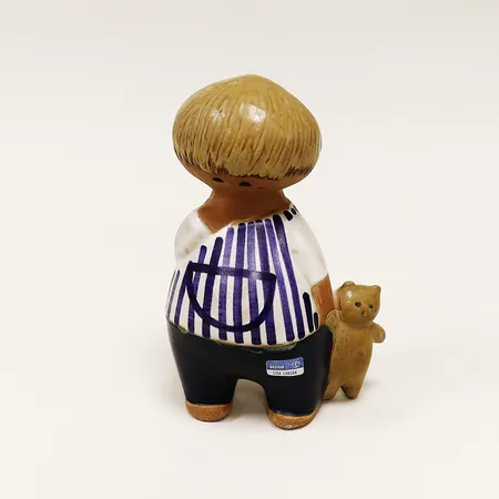 Figurin Lisa Larson Malin, höjd 18cm, märkt i botten samt etikettmärkt, Gustavsberg.