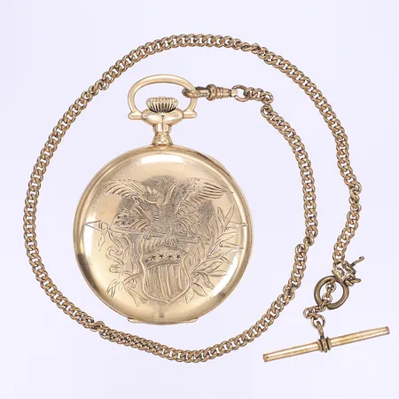 Fickur savonette Waltham Ø50mm, 14K boett och innerboett, graverad bakboett, verknummer 22034592, defekt går ej vid uppdrag, defekt urtavla, Bruttovikt: 95,6g, med defekt klockkedja i dubblé