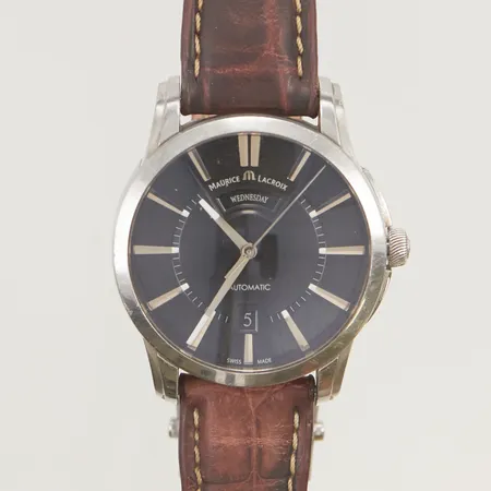 Herrur Maurice Laxroix Pontos 39mm stål automatisk refnr:PT6158, serienr:AP 17341, dag, datum, läderband med viklås, inga tillbehör.