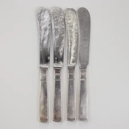 4 Smörknivar modell Rosenholm 16cm GAB blad i rostfritt stål silver 830/1000 Vikt: 178 g