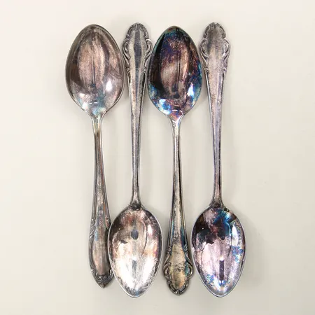 4 Kaffeskedar olika modeller 12,5cm silver 830/1000 Vikt: 61,3 g