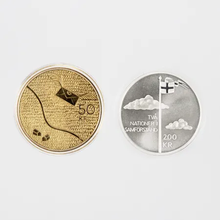 Jubileumsmynt Unionsupplösningen 1905-2005, silver 27gram 1 mynt "Sveriges första frimärke 150 år 2005 i gulmetall Vikt: 27 g