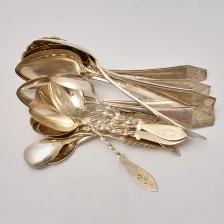 Diverse defekt silver, 830/1000, 389,73g. 