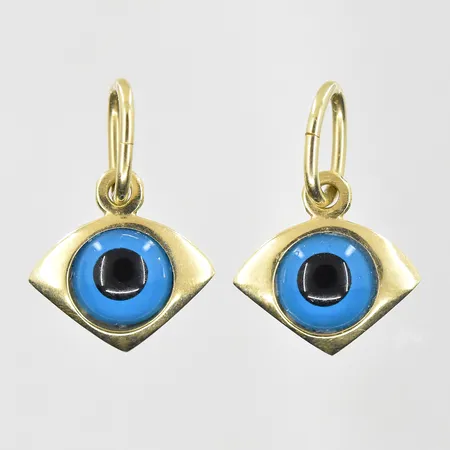 2 hängen med ögon i glas, längd 16 mm, bredd 11 mm, 14K. Vikt: 1,5 g