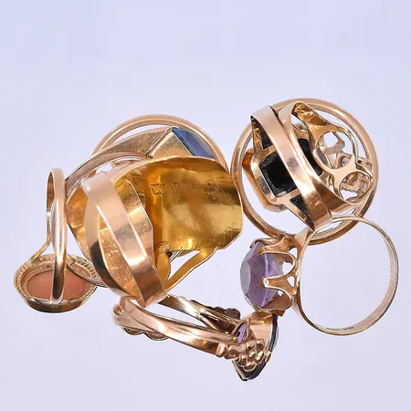 Diverse guld, 18K. Vikt: 32 g