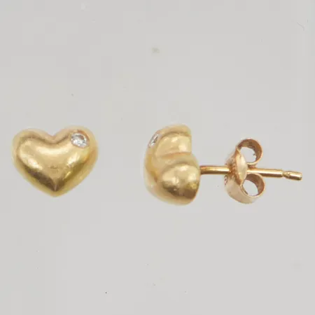 Örhängen "hjärta" Ole Lynggaard diamanter 2x ca 0,02ct, 8x6mm signerad Ole L samt 750, omaka snurrebussar, 18K 3,2g.