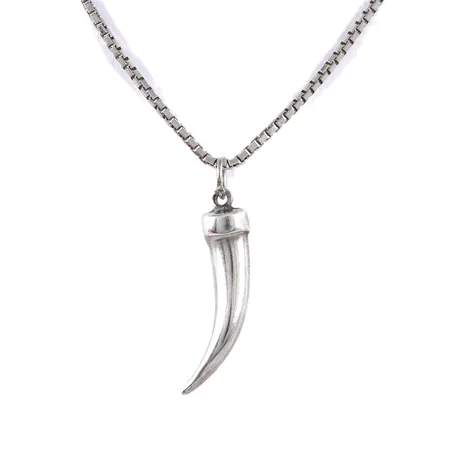 Hänge cornichello / italienskt horn 5,5x28mm, kedja Venezia 45cm bredd 1,3mm medföljer, silver 835/1000 5,0g. 