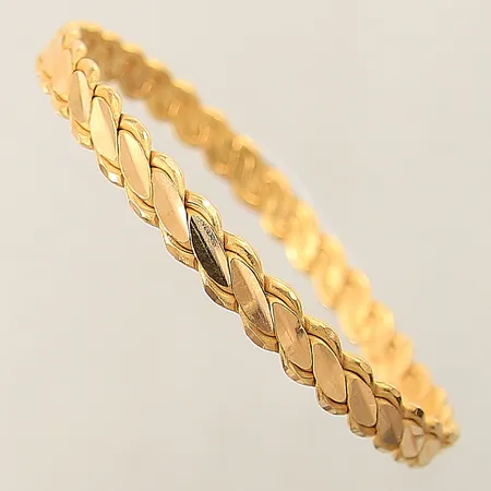 Armring Ø61mm skev 22K  Vikt: 25 g