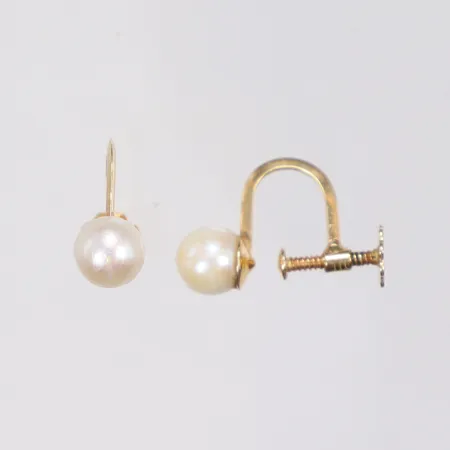 Ett par örhängen med odlade pärlor, Ø6mm, 18K Vikt: 1,8 g