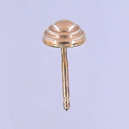 Udda örhänge Ø6 mm, 18K. Vikt: 0,3 g