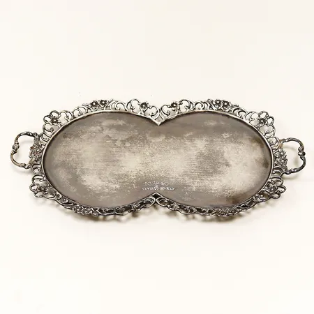 Fat ca 19x11cm, gravyr, Gewe, silver 830/1000 Vikt: 146,1 g