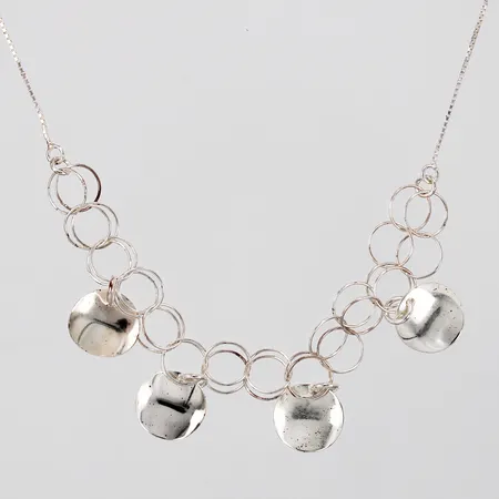 Collier längd ca 42,5cm, bredd ca 1-20mm, GHA 925/1000 silver Vikt: 8,7 g