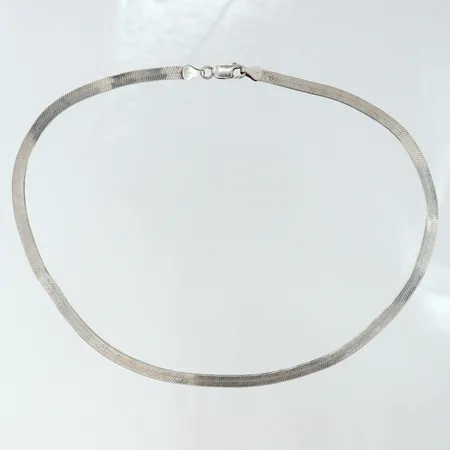 Kedja platt ormlänk längd 45,5cm bredd 5mm bucklig/skadade länkar Silver 925/1000.  Vikt: 13,9 g
