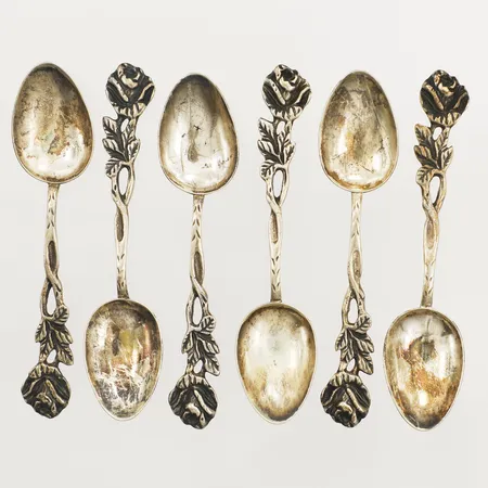 Sex Mockaskedar modell Rosen längd 9cm, Gewe Silvervarufabriken Ab, Malmö år 1964, bruksslitage, silver 830/1000. Vikt: 45,8 g