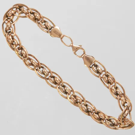 Armband längd 20,5cm, bredd 8,5mm, mindre bucklor, 14K Vikt: 7,9 g