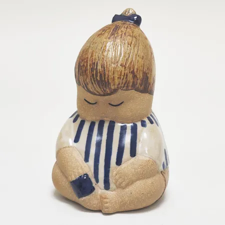 Figurin Johanna av Lisa Larsson för Gustavsberg, höjd ca 16cm, stengods, signerad, signeringar smått bort nötta 